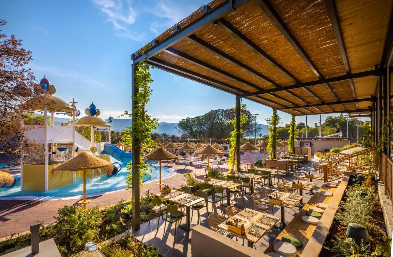 Valamar Amicor Resort Stari Grad  Luaran gambar