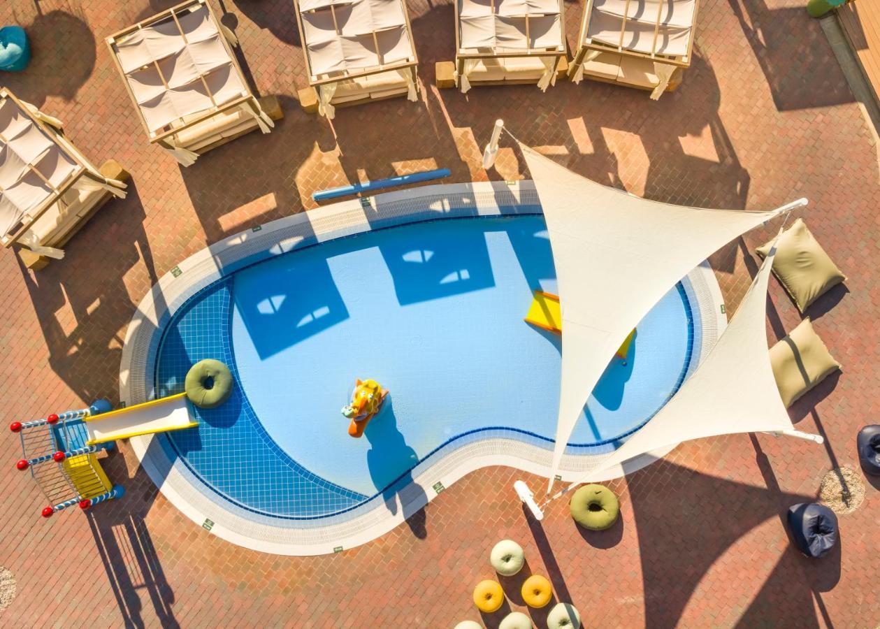 Valamar Amicor Resort Stari Grad  Luaran gambar