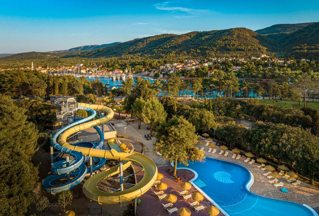 Valamar Amicor Resort Stari Grad  Luaran gambar